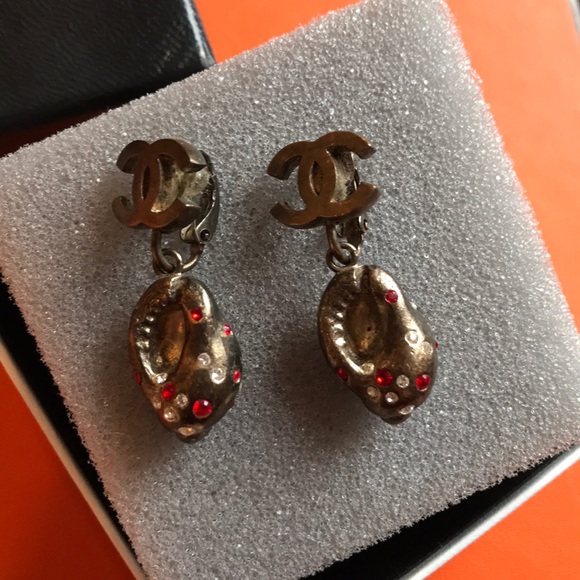 Bronze Seashell Chanel Earrings w/ crystals - Picture 2 of 4
